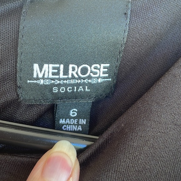 Melrose Social Elegant Floral Maxi Dress - Picture 7 of 13